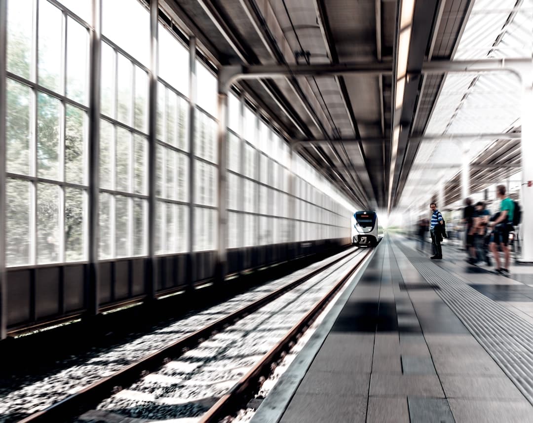 Photo Train platform